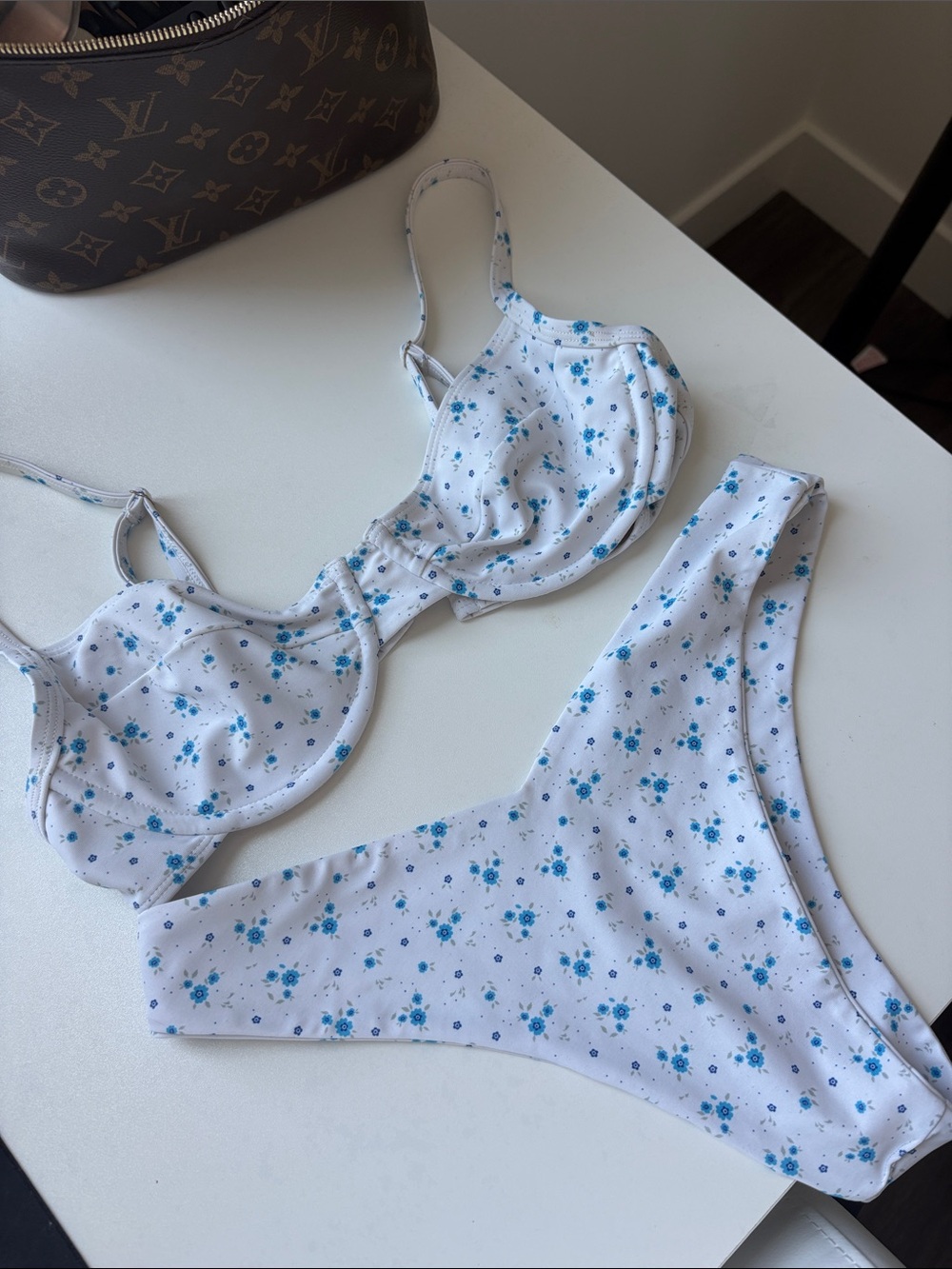 Women’s White Floral Underwire Bikini Set - Blue Print